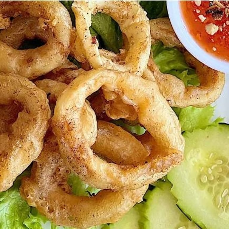 Delicious Calamari: A Thai Fusion Favorite
