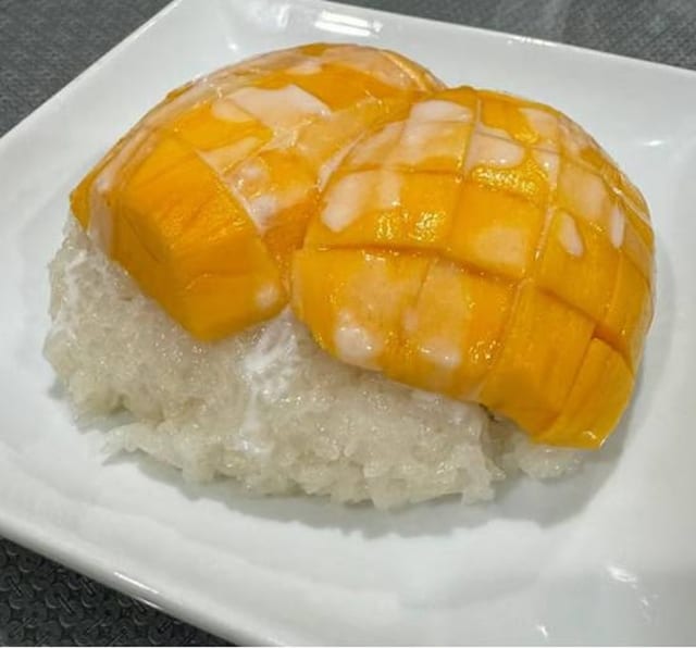 Mango with Sticky Rice (Seasonal).